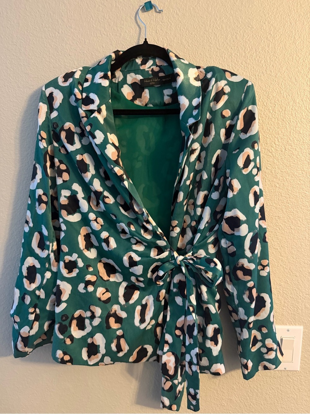 House of Harlow 1960 x Revolve Green Animal Print Wrap Blouse - Shoulder Pads - Picture 2 of 9